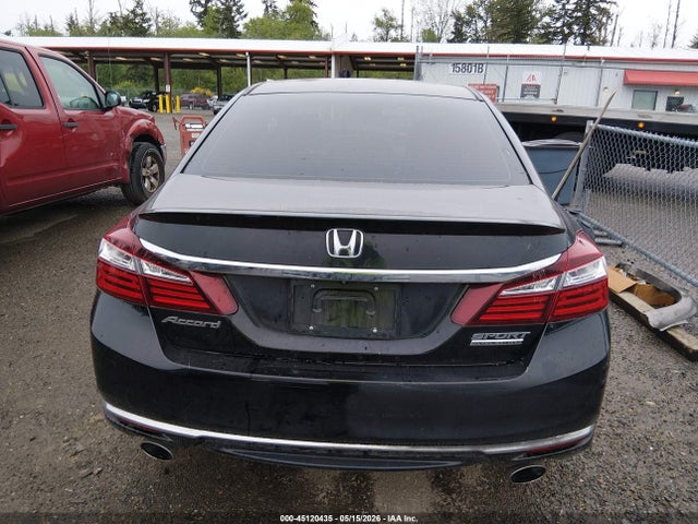1HGCR2F17HA068124 Honda Accord Sport Se