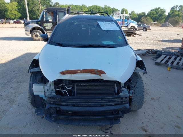 45120487 :رقم المزاد ، 3N1CP5CU4KL508744 vin ، 2019 Nissan Kicks Sr مزاد بيع