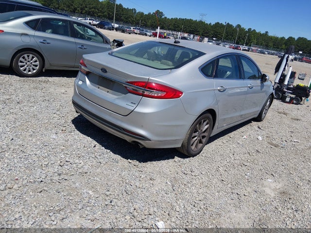 45120505 :رقم المزاد ، 3FA6P0HDXHR137977 vin ، 2017 Ford Fusion Se مزاد بيع