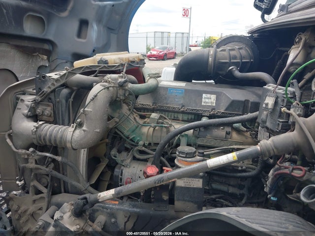 2019 Volvo Vnl მანქანა იყიდება აუქციონზე, vin: 4V4NC9EH3KN213860, აუქციონის ნომერი: 45120551