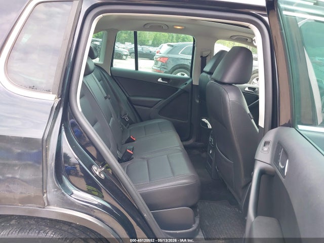 2010 Volkswagen Tiguan Wolfsburg Edition მანქანა იყიდება აუქციონზე, vin: WVGAV7AX8AW525585, აუქციონის ნომერი: 45120552