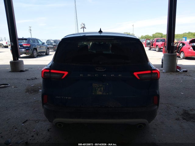 45120572 :رقم المزاد ، 1FMCU0GN1PUA08805 vin ، 2023 Ford Escape Active مزاد بيع