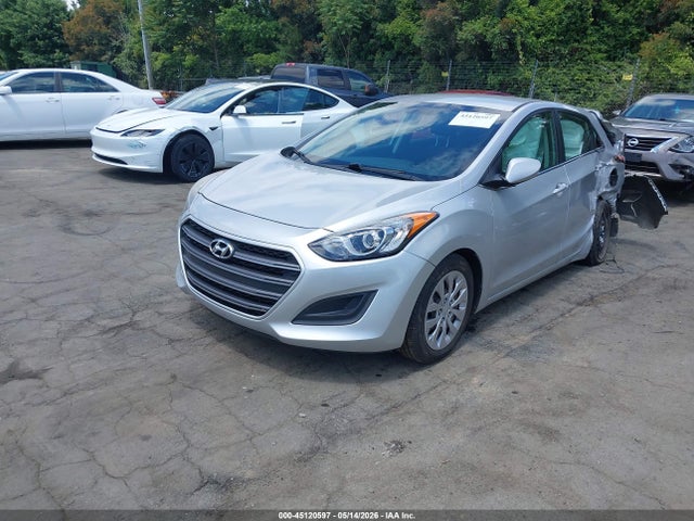 2017 Hyundai Elantra Gt მანქანა იყიდება აუქციონზე, vin: KMHD35LH4HU360654, აუქციონის ნომერი: 45120597