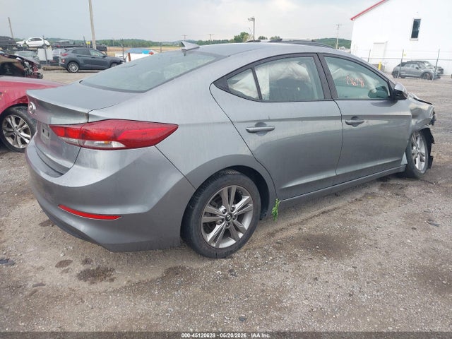 Продаж на аукціоні авто 2018 Hyundai Elantra Sel, vin: KMHD84LF7JU559911, номер лоту: 45120628
