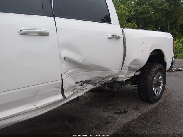45120656 :رقم المزاد ، 3C6UR5DLXKG649254 vin ، 2019 Ram 2500 Big Horn  4x4 6'4 Box مزاد بيع