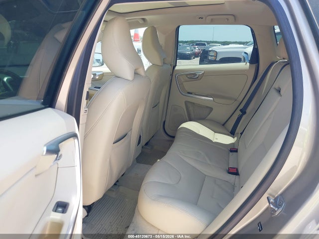 2015 Volvo Xc60 T5 Premier მანქანა იყიდება აუქციონზე, vin: YV440MDK0F2678598, აუქციონის ნომერი: 45120673