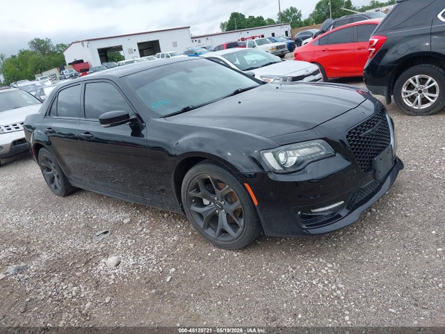 Chrysler 300 Touring L 2023 2C3CCADG6PH510171 zdjęcie główne