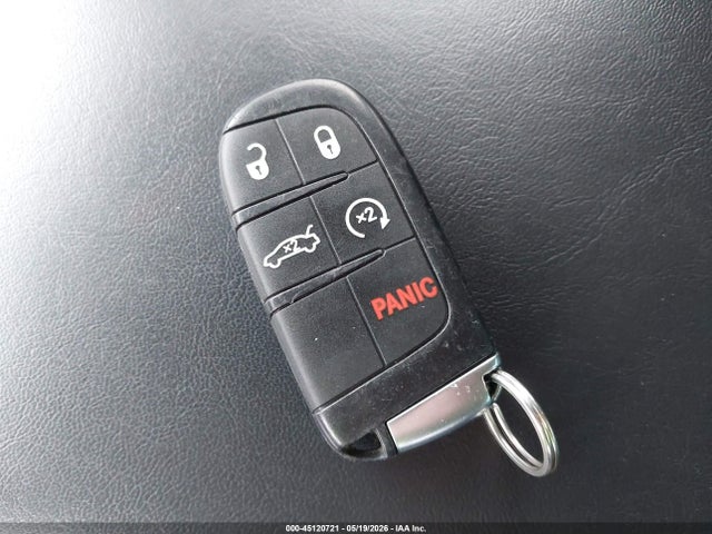 Chrysler 300 Touring L 2023 2C3CCADG6PH510171 Image 11
