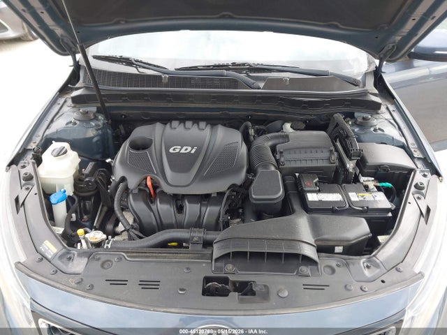 KNAGM4A75F5607915 KIA Optima Lx