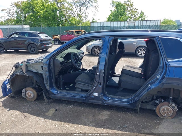 Продаж на аукціоні авто 2023 Honda Cr-v Hybrid Sport, vin: 2HKRS6H50PH813579, номер лоту: 45120773