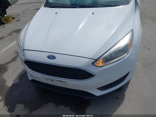 1FADP3K25FL307187 Ford FOCUS SE