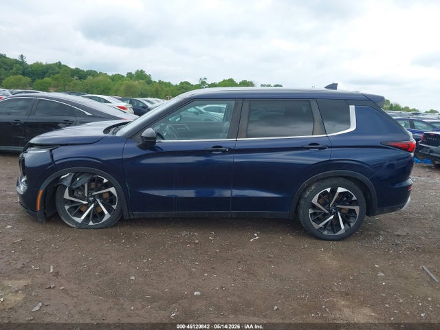 Продаж на аукціоні авто 2022 Mitsubishi Outlander, vin: JA4J4UA82NZ036659, номер лоту: 45120842