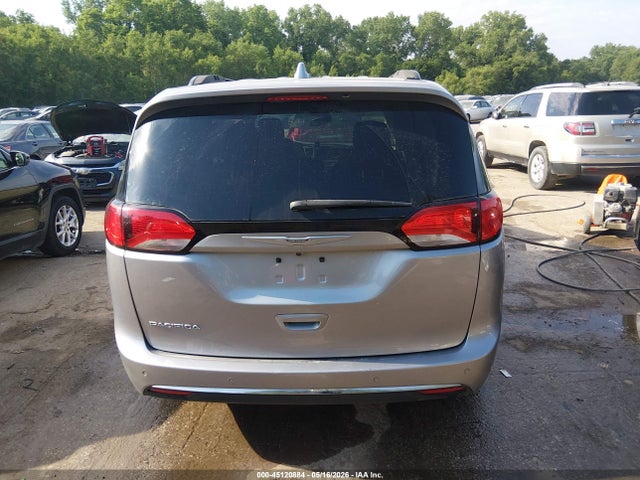 Продажа на аукционе авто 2017 Chrysler Pacifica Touring-l, vin: 2C4RC1BG2HR540224, номер лота: 45120884