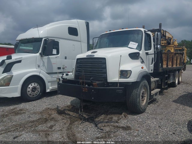 45120893 :رقم المزاد ، 3ALHG3DV0FDGM0772 vin ، 2015 Freightliner 114sd مزاد بيع