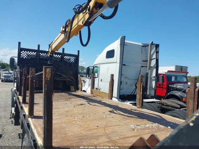 45120893 :رقم المزاد ، 3ALHG3DV0FDGM0772 vin ، 2015 Freightliner 114sd مزاد بيع