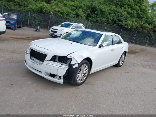 2011 Chrysler 300c Awd მანქანა იყიდება აუქციონზე, vin: 2C3CK6CT6BH612237, აუქციონის ნომერი: 45120920