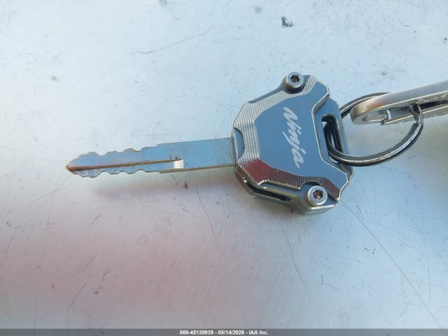 Продажа на аукционе авто 2019 Kawasaki Ex400, vin: JKAEXKG1XKDA30059, номер лота: 45120939