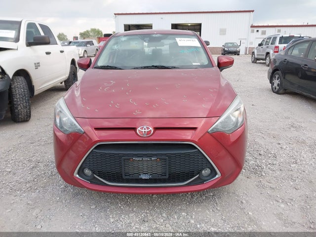 Toyota YARIS LE 2019 3MYDLBYV5KY517518 Image 12