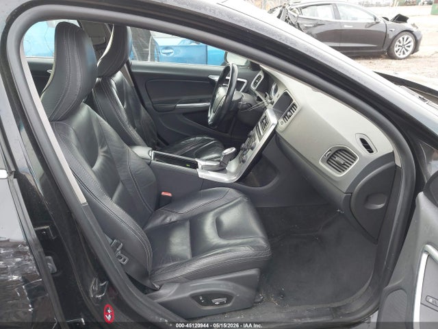 Aukcja sprzedaży 2013 Volvo S60 T6/t6 Platinum/t6 Premier Plus/t6 R-design/t6 R-design Platinum, vin: YV1902FH7D2173907, numer aukcji: 45120944