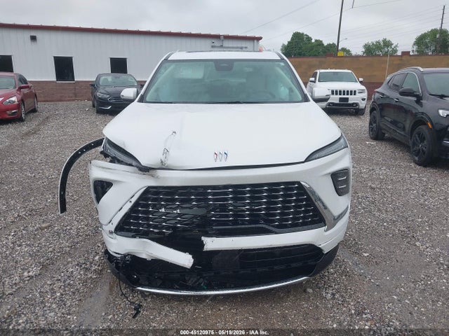 45120975 :رقم المزاد ، 5GAEVCRSXSJ106371 vin ، 2025 Buick Enclave Avenir Fwd مزاد بيع