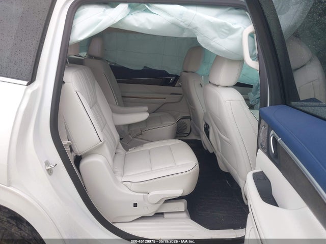 45120975 :رقم المزاد ، 5GAEVCRSXSJ106371 vin ، 2025 Buick Enclave Avenir Fwd مزاد بيع