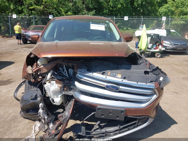 45120993 :رقم المزاد ، 1FMCU9GD2HUC71639 vin ، 2017 Ford Escape Se مزاد بيع