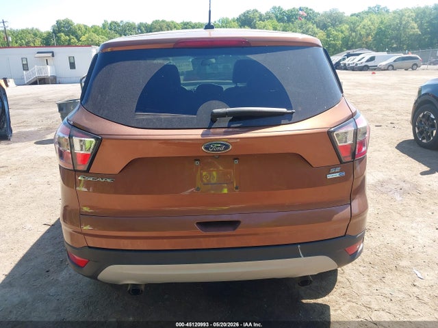 45120993 :رقم المزاد ، 1FMCU9GD2HUC71639 vin ، 2017 Ford Escape Se مزاد بيع