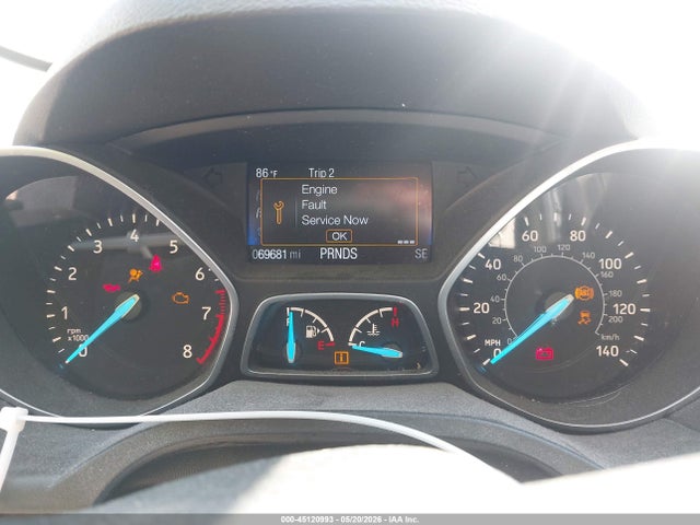 45120993 :رقم المزاد ، 1FMCU9GD2HUC71639 vin ، 2017 Ford Escape Se مزاد بيع