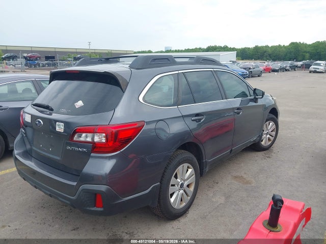 45121004 :رقم المزاد ، 4S4BSAAC6J3315415 vin ، 2018 Subaru Outback 2.5i مزاد بيع