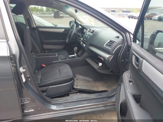 45121004 :رقم المزاد ، 4S4BSAAC6J3315415 vin ، 2018 Subaru Outback 2.5i مزاد بيع