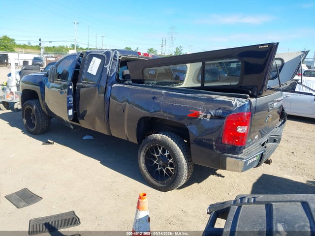 45121009 :رقم المزاد ، 1GCRKSE32BZ281345 vin ، 2011 Chevrolet Silverado 1500 Lt مزاد بيع