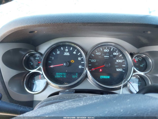 45121009 :رقم المزاد ، 1GCRKSE32BZ281345 vin ، 2011 Chevrolet Silverado 1500 Lt مزاد بيع
