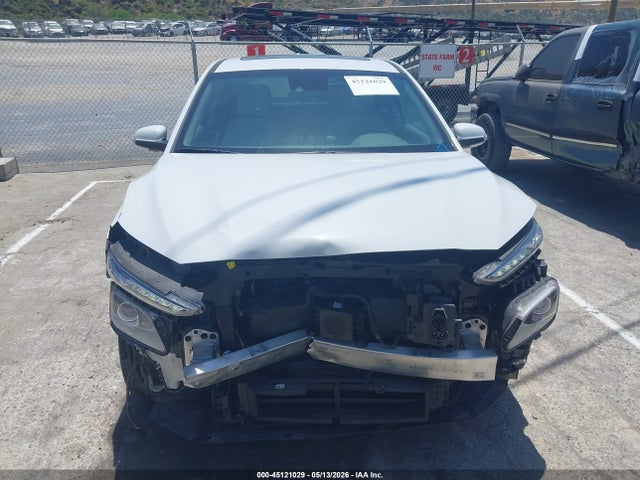 2020 Hyundai Kona Electric Limited მანქანა იყიდება აუქციონზე, vin: KM8K33AG7LU058712, აუქციონის ნომერი: 45121029