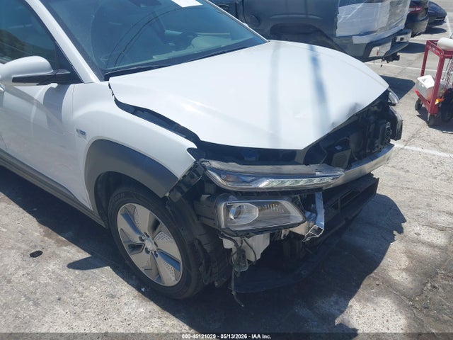 2020 Hyundai Kona Electric Limited მანქანა იყიდება აუქციონზე, vin: KM8K33AG7LU058712, აუქციონის ნომერი: 45121029