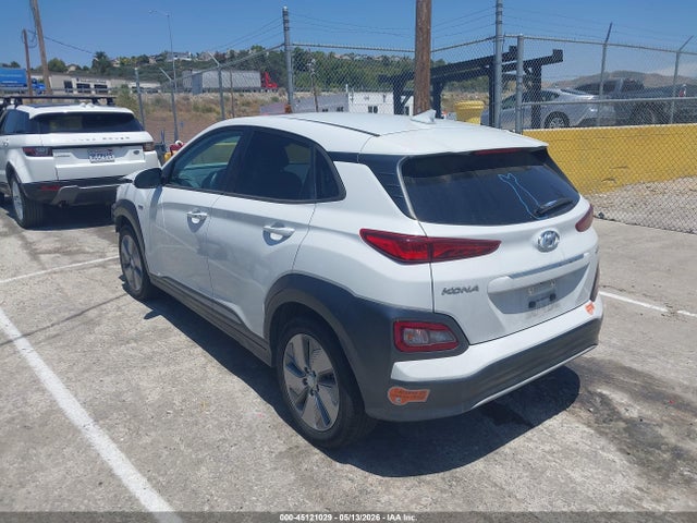 2020 Hyundai Kona Electric Limited მანქანა იყიდება აუქციონზე, vin: KM8K33AG7LU058712, აუქციონის ნომერი: 45121029