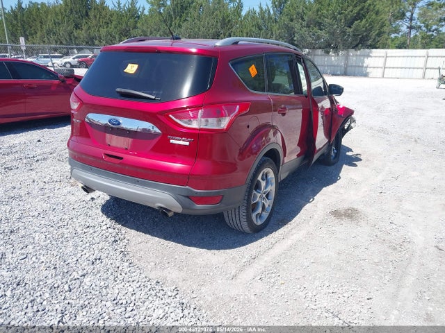 45121075 :رقم المزاد ، 1FMCU0J97GUB44187 vin ، 2016 Ford Escape Titanium مزاد بيع
