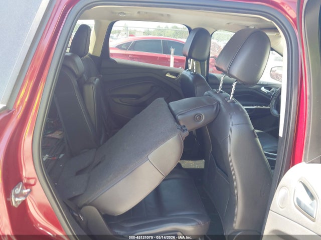 45121075 :رقم المزاد ، 1FMCU0J97GUB44187 vin ، 2016 Ford Escape Titanium مزاد بيع