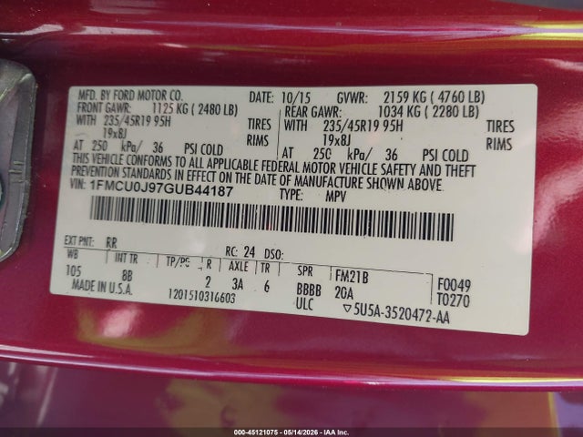 45121075 :رقم المزاد ، 1FMCU0J97GUB44187 vin ، 2016 Ford Escape Titanium مزاد بيع