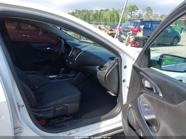 Auction sale of the 2017 Chevrolet Malibu 1lt, vin: 1G1ZE5STXHF180263, lot number: 45121083