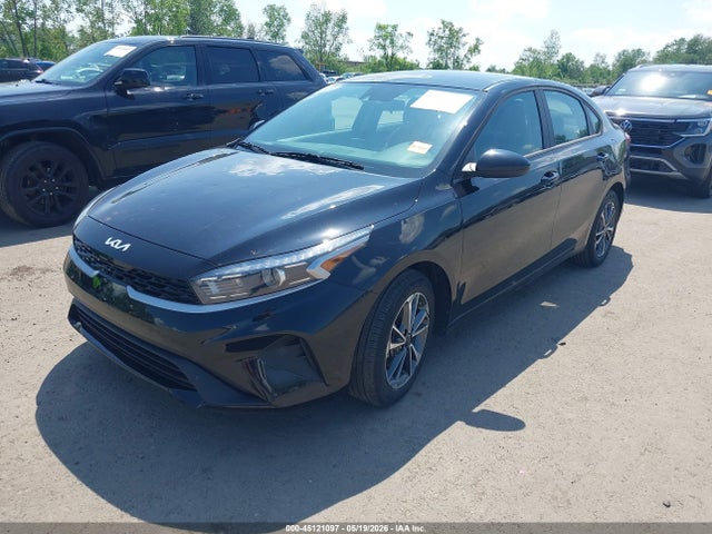 Продажа на аукционе авто 2022 Kia Forte Lxs, vin: 3KPF24AD8NE442701, номер лота: 45121097