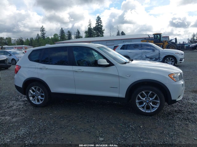 2011 Bmw X3 Xdrive28i მანქანა იყიდება აუქციონზე, vin: 5UXWX5C55BL700297, აუქციონის ნომერი: 45121098