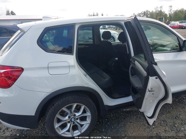 2011 Bmw X3 Xdrive28i მანქანა იყიდება აუქციონზე, vin: 5UXWX5C55BL700297, აუქციონის ნომერი: 45121098