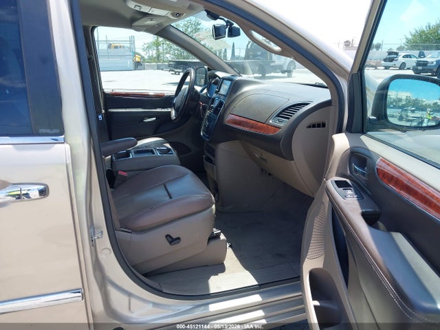 45121144 :رقم المزاد ، 2C4RC1CG1CR246076 vin ، 2012 Chrysler Town & Country Touring-l مزاد بيع