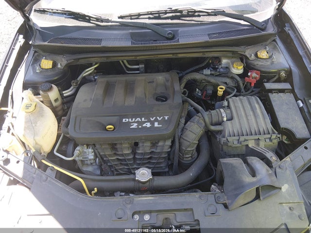 2013 Chrysler 200 Lx მანქანა იყიდება აუქციონზე, vin: 1C3CCBAB1DN698213, აუქციონის ნომერი: 45121162