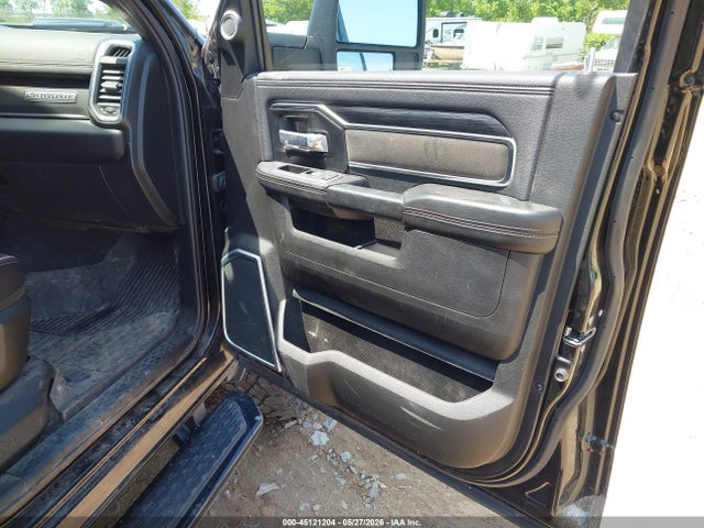 45121204 :رقم المزاد ، 3C63R3JL6RG166312 vin ، 2024 Ram 3500 Laramie  4x4 8' Box مزاد بيع