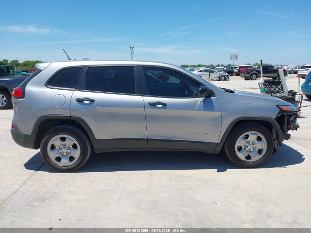 1C4PJLAB6GW126948 Jeep Cherokee Sport