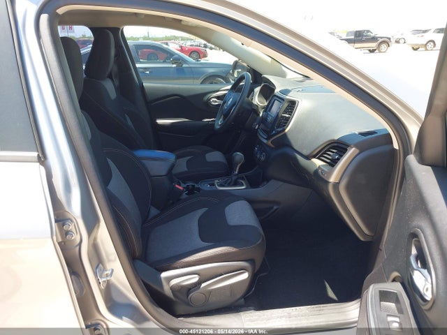 1C4PJLAB6GW126948 Jeep Cherokee Sport