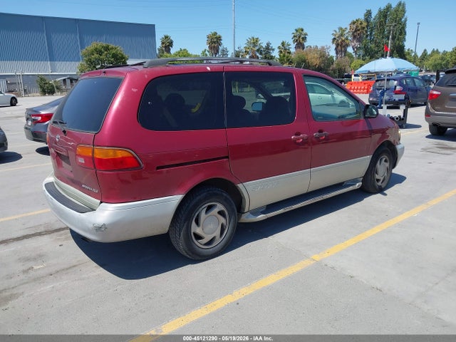 Продажа на аукционе авто 1998 Toyota Sienna Xle, vin: 4T3ZF13C9WU046612, номер лота: 45121290