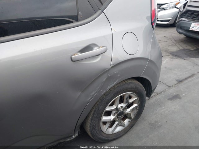 KNDJ23AU6P7888174 KIA SOUL LX