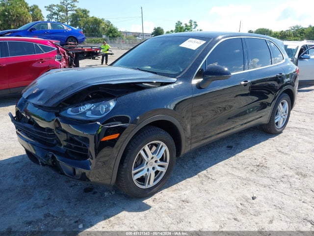 45121343 :رقم المزاد ، WP1AA2A23GLA02765 vin ، 2016 Porsche Cayenne مزاد بيع